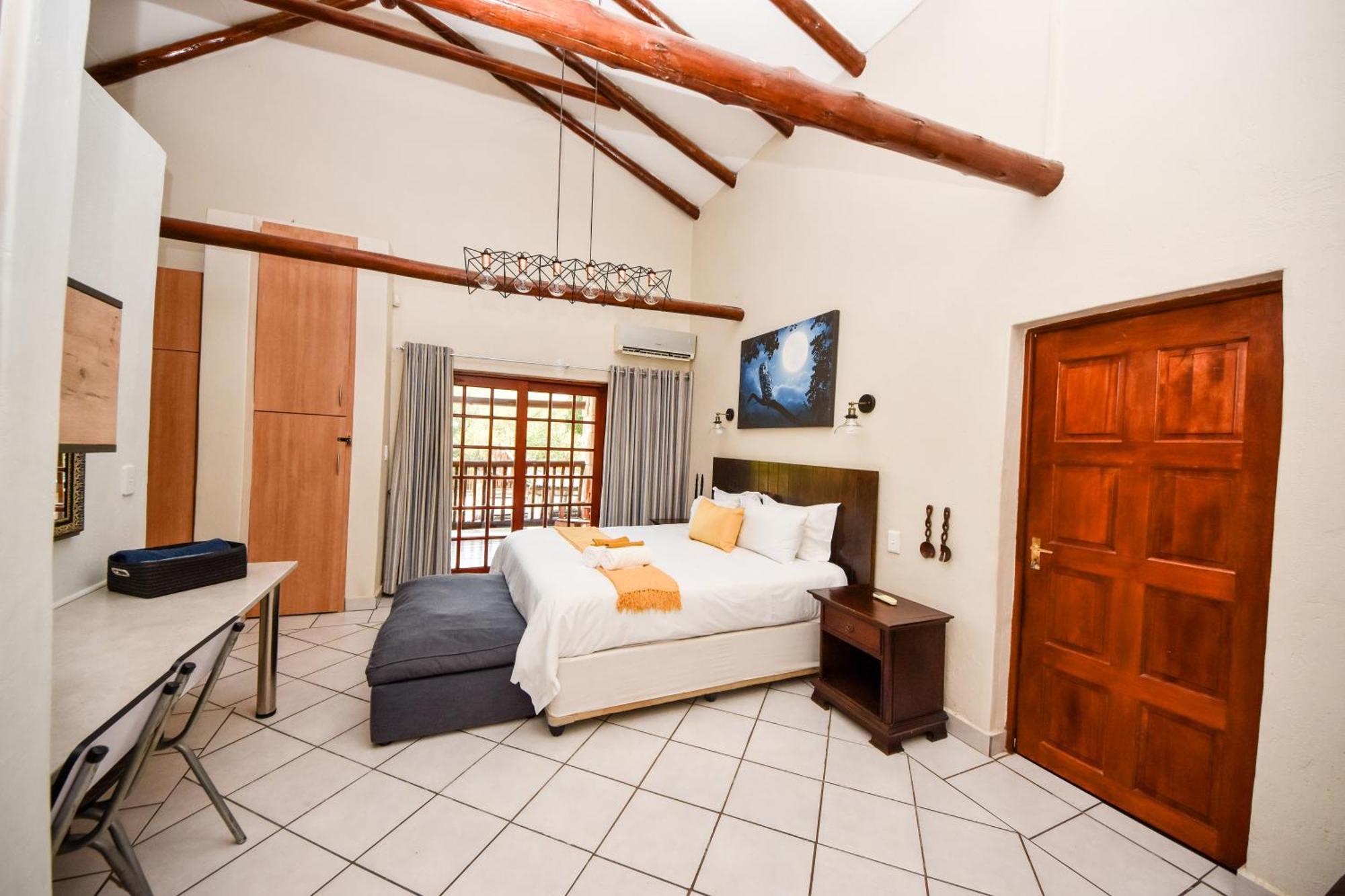 Beyond The Boma Villa Marloth Park Exterior photo
