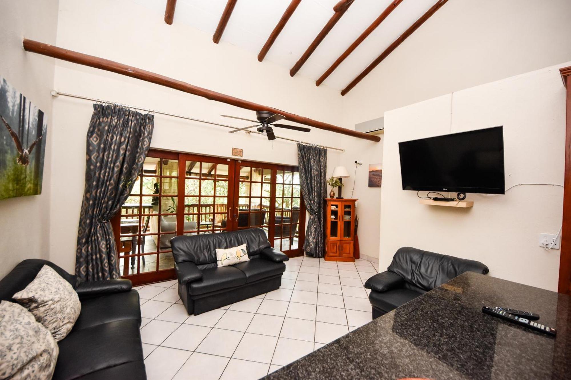 Beyond The Boma Villa Marloth Park Exterior photo
