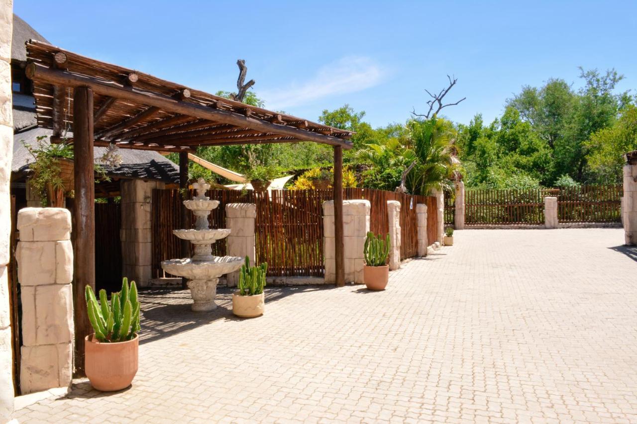 Beyond The Boma Villa Marloth Park Exterior photo