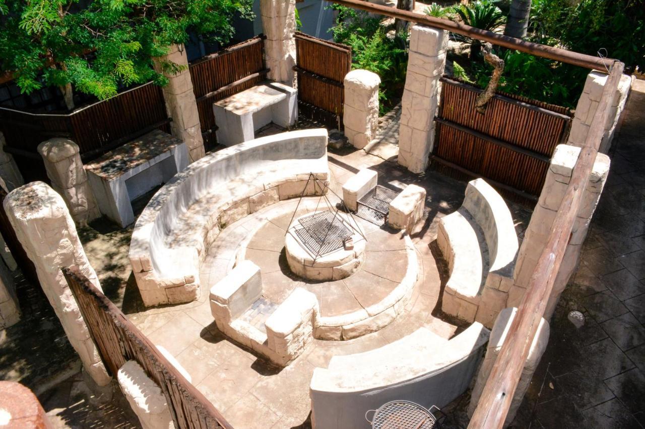 Beyond The Boma Villa Marloth Park Exterior photo